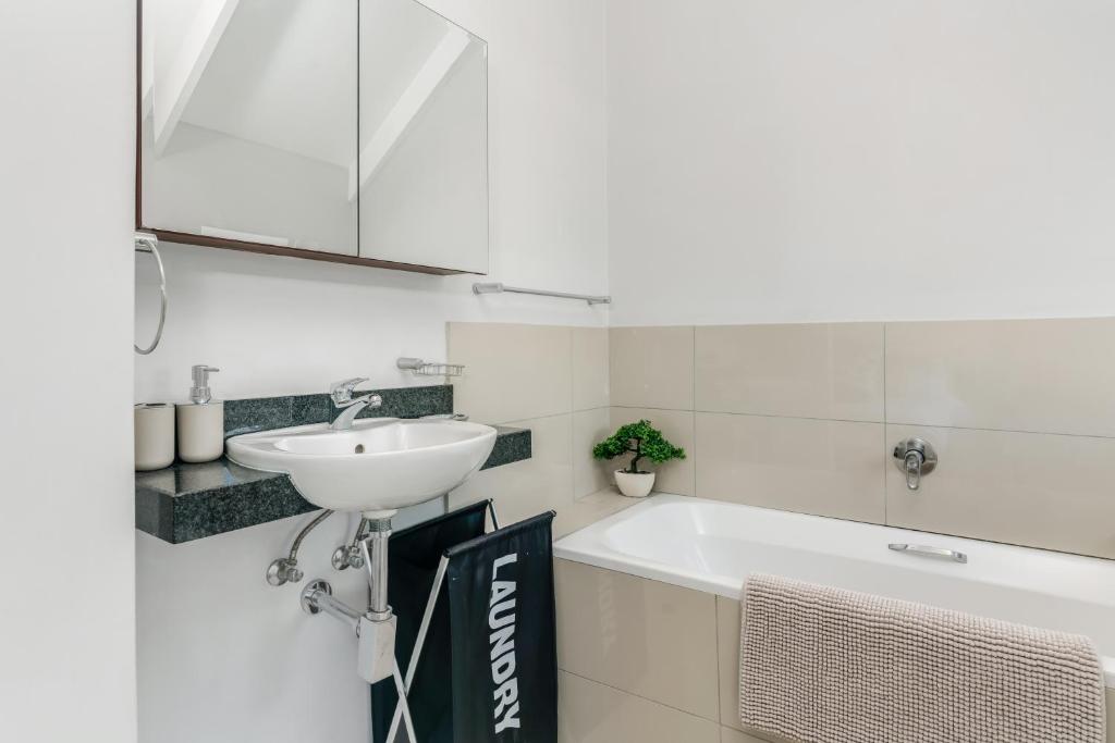 Lagoon Loft - Image 7