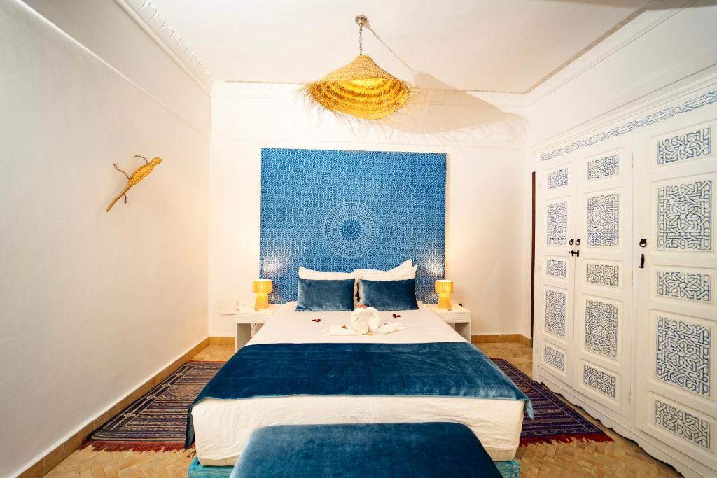 Riad Oscaroi — photo 3