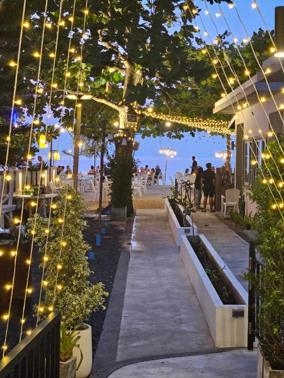 Zahrada ubytování TT Naiyang Beach Phuket
