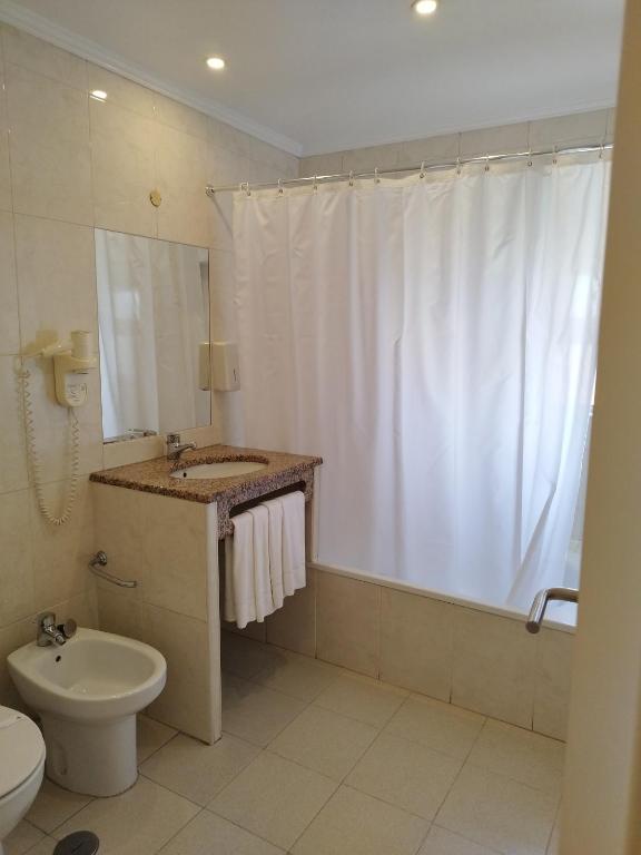 Et bad på Hotel Sao Mamede Estoril