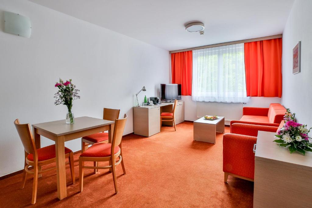 LH Parkhotel Hluboka Nad Vltavou Congress & Wellness - 5