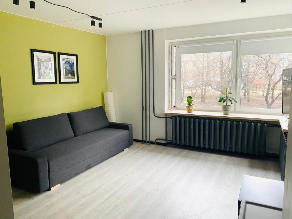 Posezení v ubytování Modern & Cozy Gem - Spacious Central Retreat with private entrance