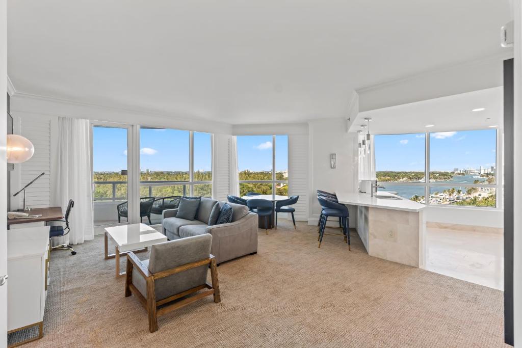 a living room with a couch and a table at Luxury King apartment with Bay View at Miami Beach in Miami Beach