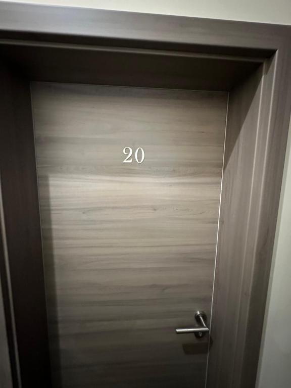 City Apartments - Nürnberg Altstadt - Double Room With Private External Bathroom
