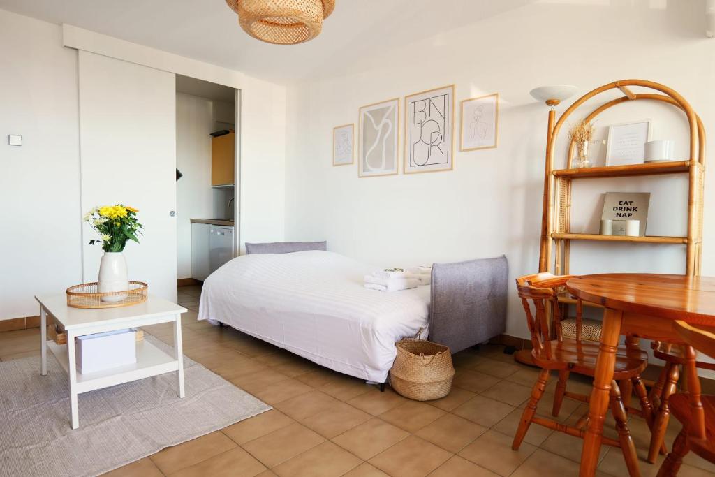 Postel nebo postele na pokoji v ubytování Appartement Gradus - Welkeys