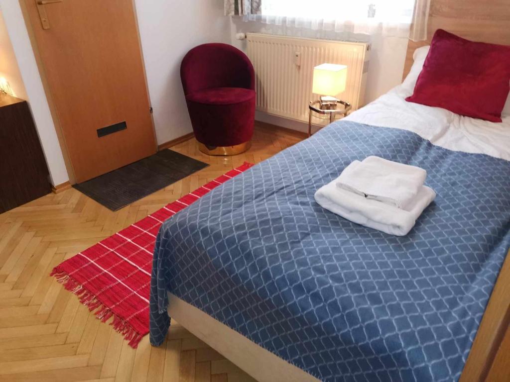 Eisenerzer Apartments - Radmeisterhaus - Habitación Gemela Estándar Con Mountain View