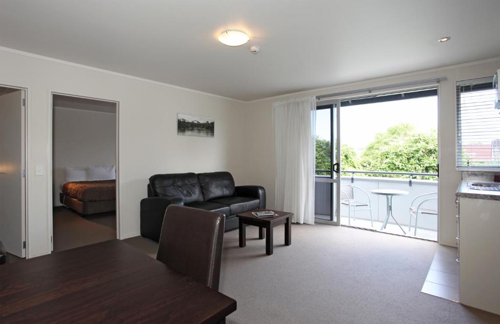 Atrium On Ulster - Resim 31