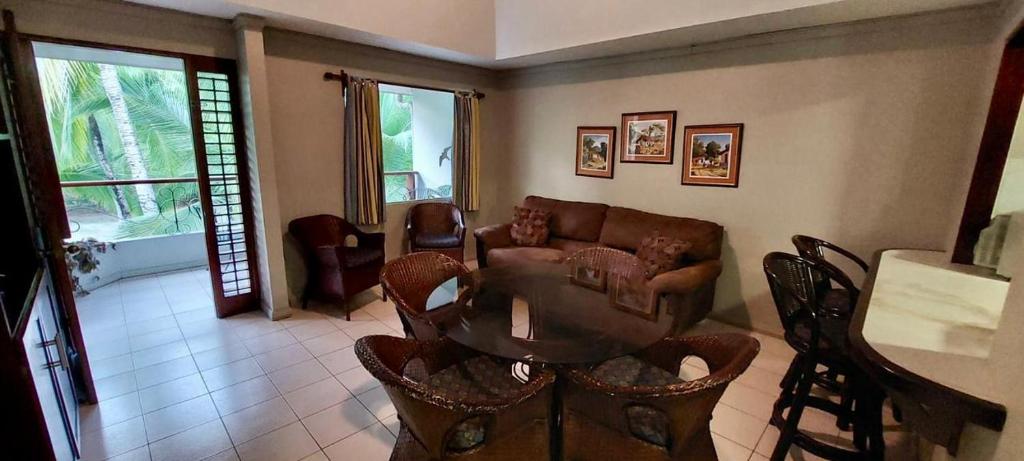 Lovely Condo (8 people): Pools, Tennis Courts, BBQ - Twee Slaapkamers Appartement