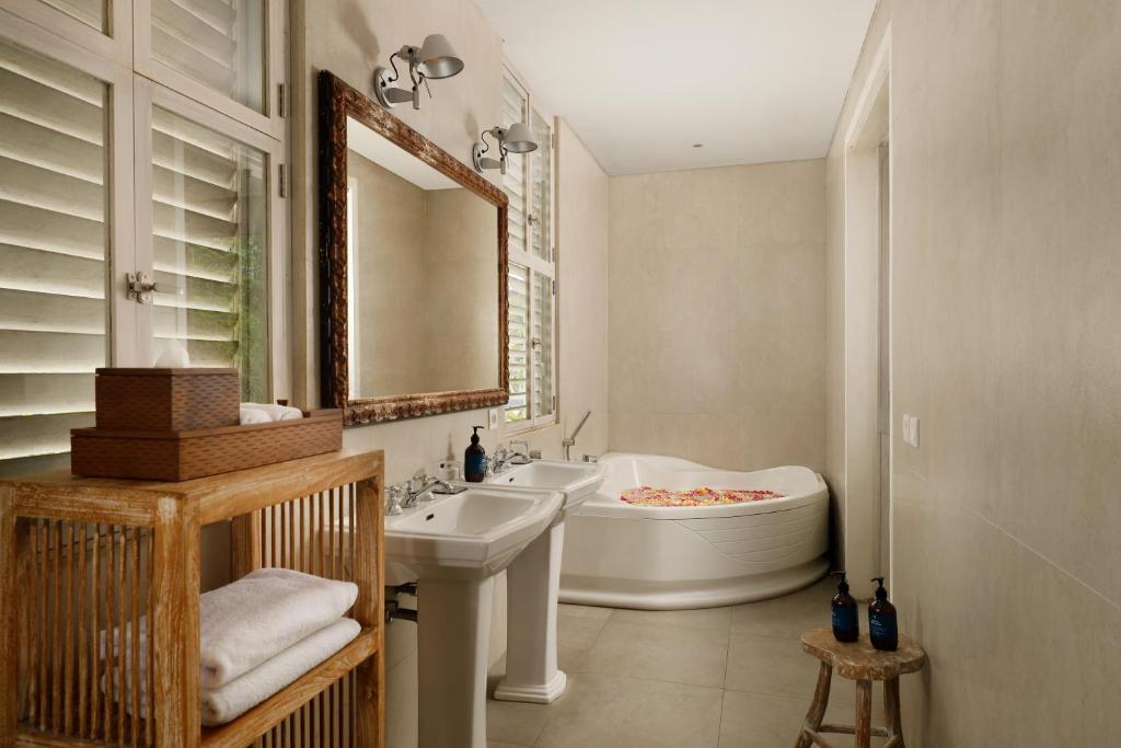 Kamar mandi di Villa Hasian Jimbaran