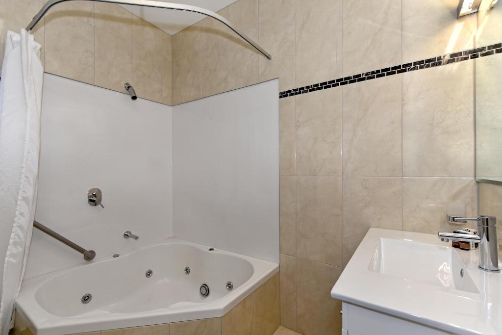 Koupelna v ubytování Aoraki Court Motel