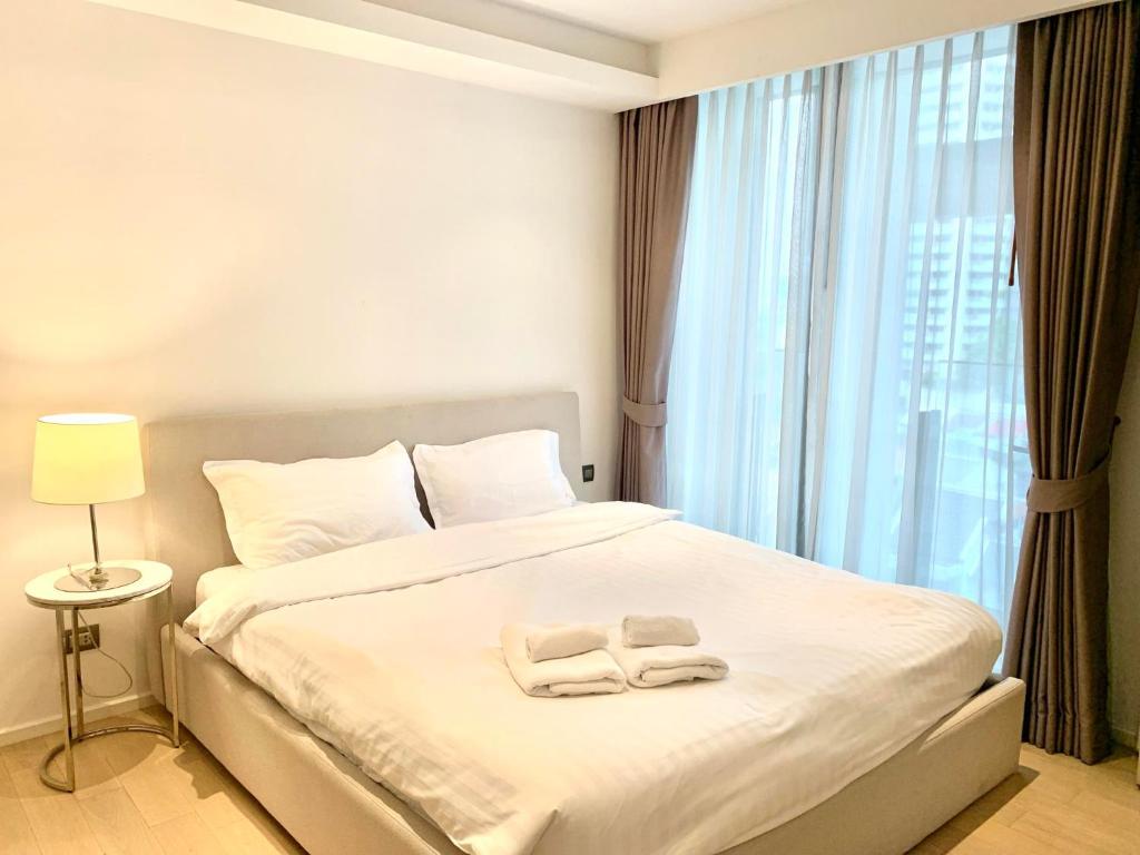 Sukhumvit 11#Luxury#Pool#Gym#BTS Nana&MRT Sukhumvit#1BR#Max2ppl - One-Bedroom Apartment