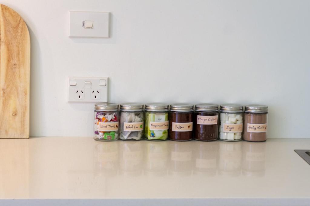 Central Chch Greek Island Vibe 2bed townhouse - Resim 24