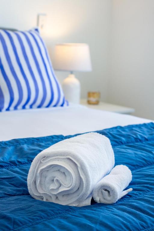 Central Chch Greek Island Vibe 2bed townhouse - Resim 39