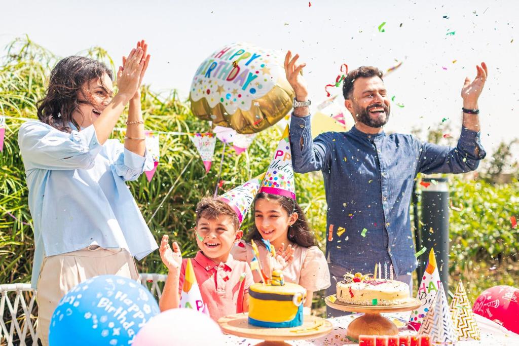 Holiday Inn & Suites - Dubai Science Park by IHG - Resim 29