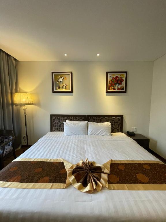 Phòng Deluxe Giường Đôi