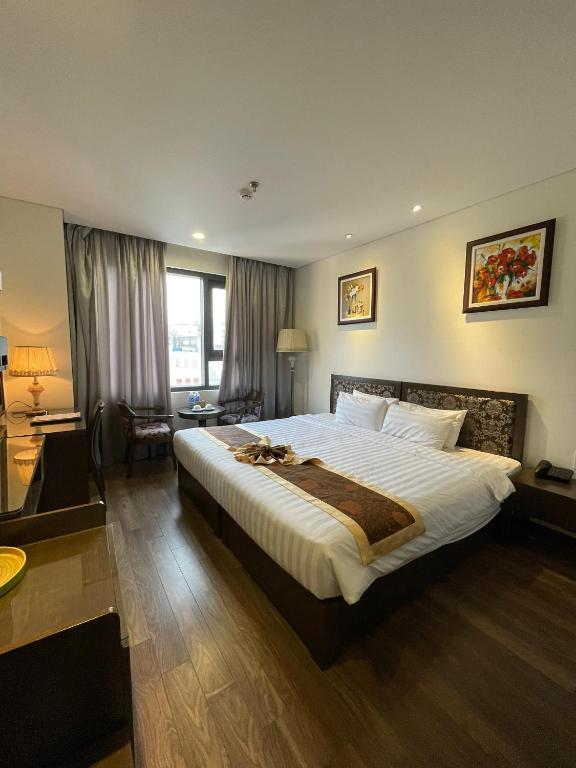 Phòng Deluxe Giường Đôi