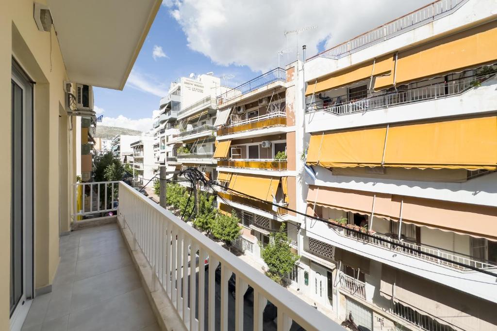 Balkón nebo terasa v ubytování New Spacious & Stylist Apt