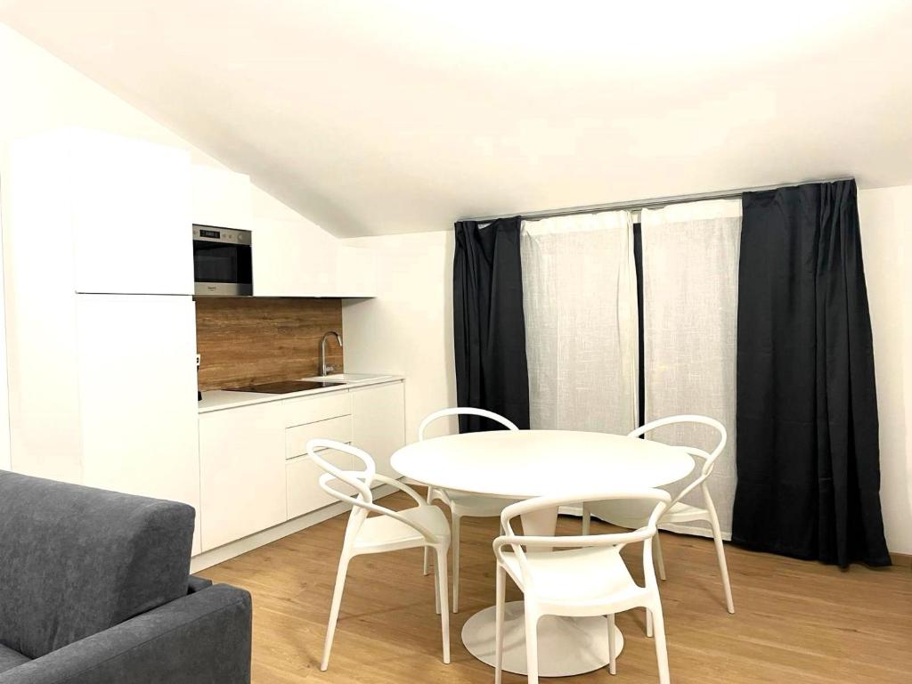 Kuchyň nebo kuchyňský kout v ubytování Residence Cala Bianca