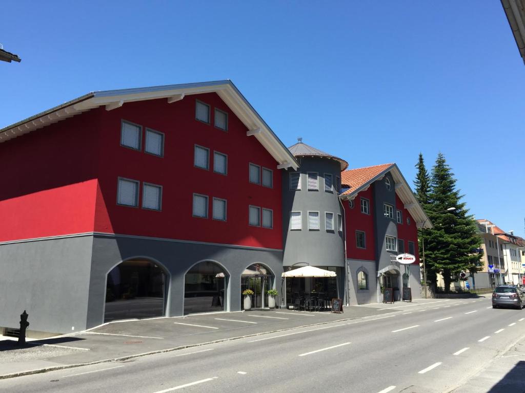 Budova, kde se hotel nachází