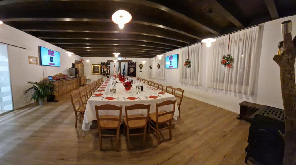 Restaurace v ubytování L'Insolito Posto