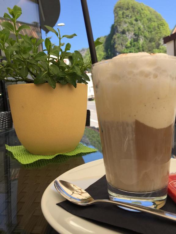 Nápoje v ubytování Hotel Café Schatz