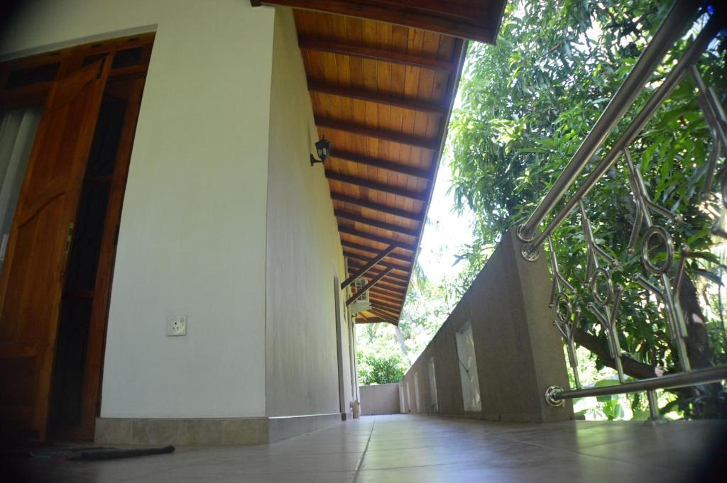 Balkón nebo terasa v ubytování Binara Home Stay