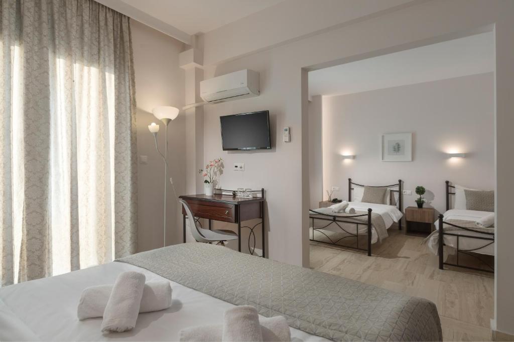 
Superior Quadruple Room with Sea View
