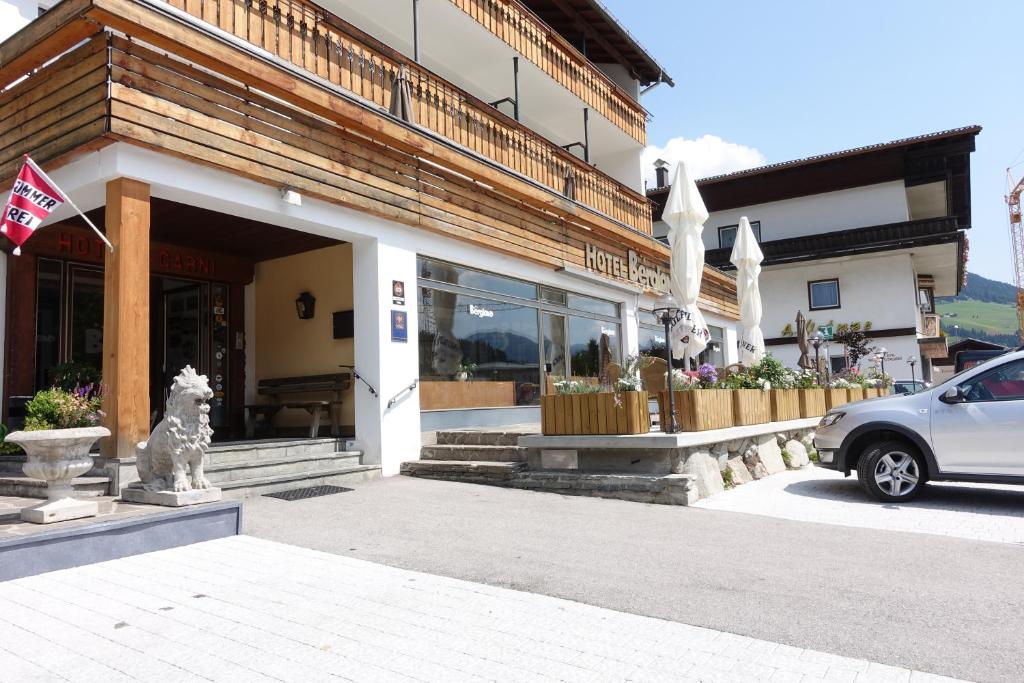 Budova, v ktorej sa hotel nachádza