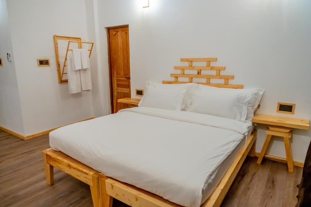 Postel nebo postele na pokoji v ubytování Manta Sea View Himandhoo