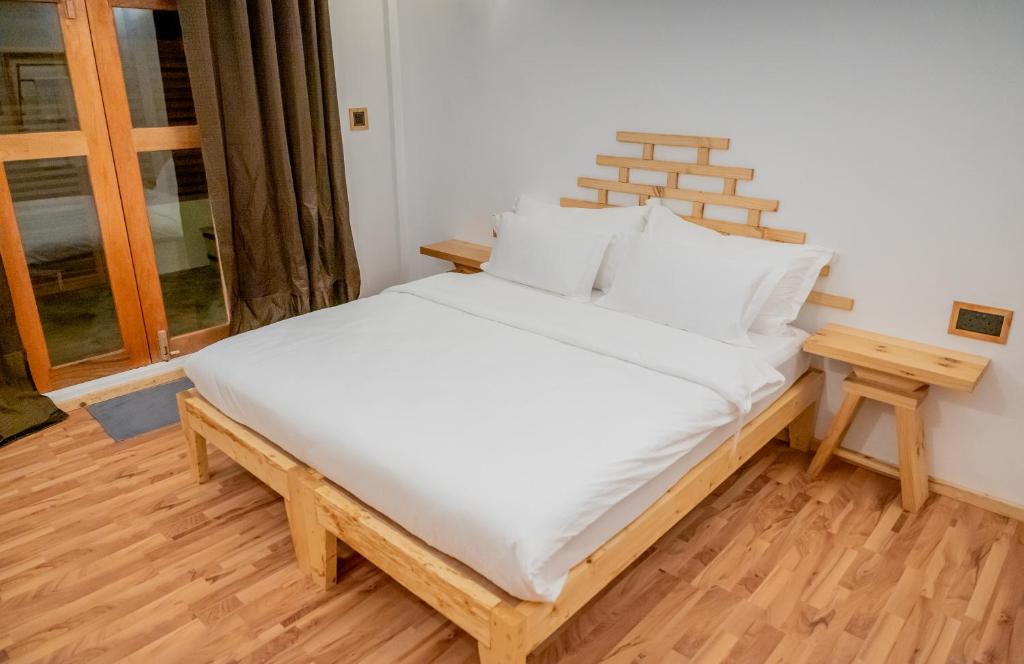 Postel nebo postele na pokoji v ubytování Manta Sea View Himandhoo