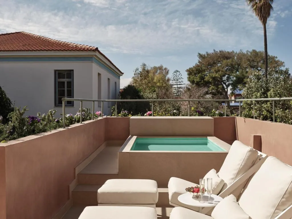 Junior Suite with Outdoor Jacuzzi