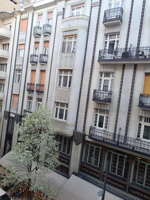 Budova, kde se hostel nachází