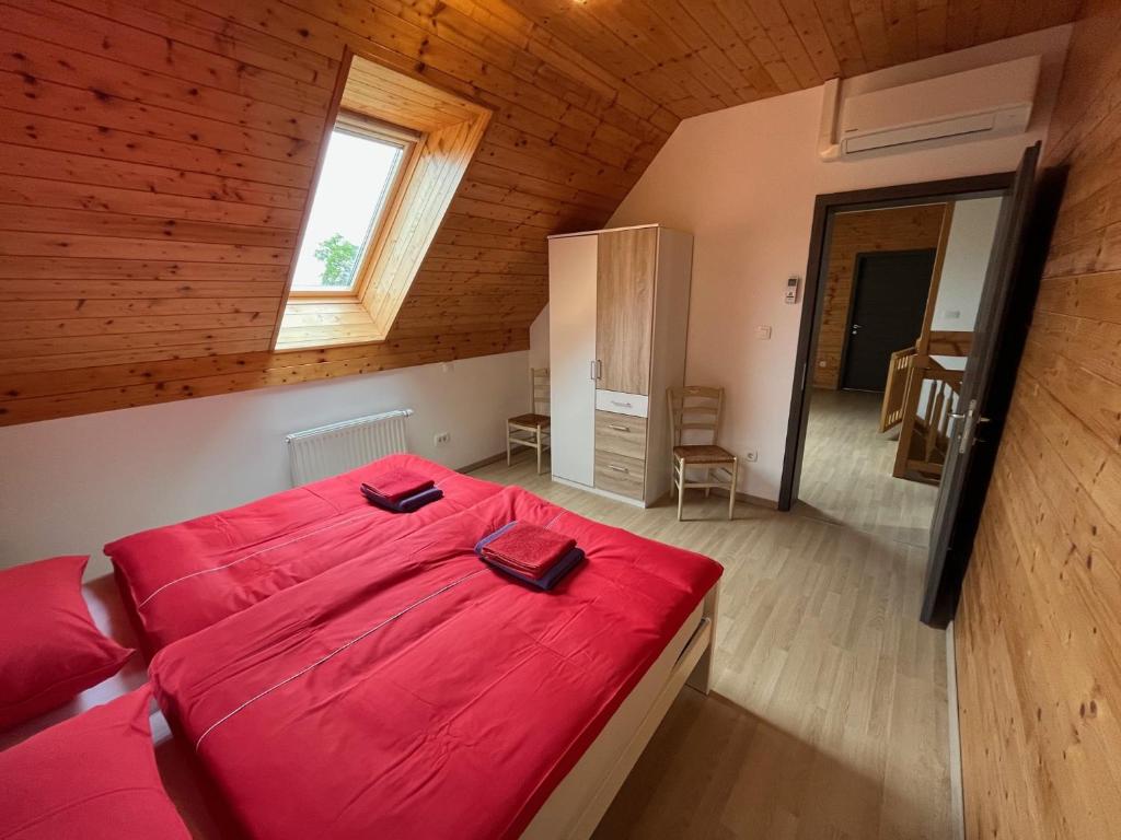 Postel nebo postele na pokoji v ubytování Holiday Home Planina