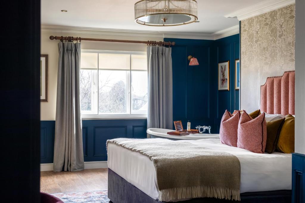 The Bridge Hotel - 