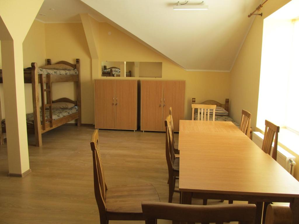 Kuchyň nebo kuchyňský kout v ubytování Mini-hotel Na Pidgradskiy