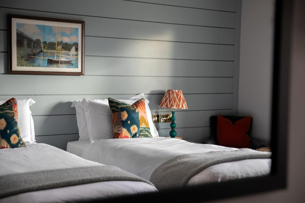 The Bridge Hotel - 