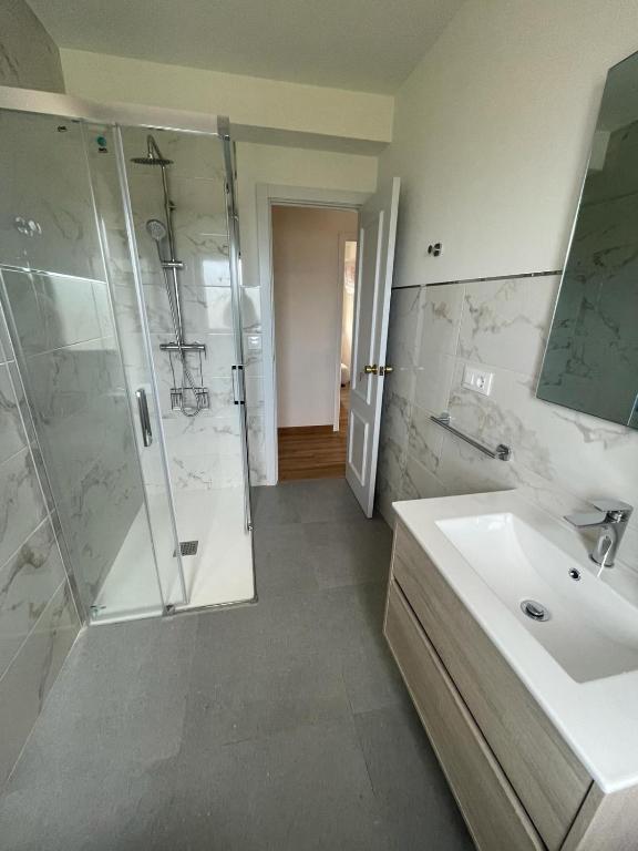 Un baño de Posada Celtia