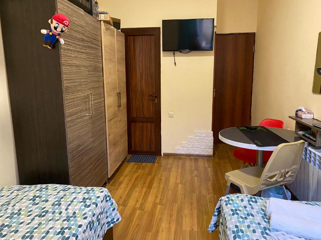 Postel nebo postele na pokoji v ubytování Guesthouse Aygestan