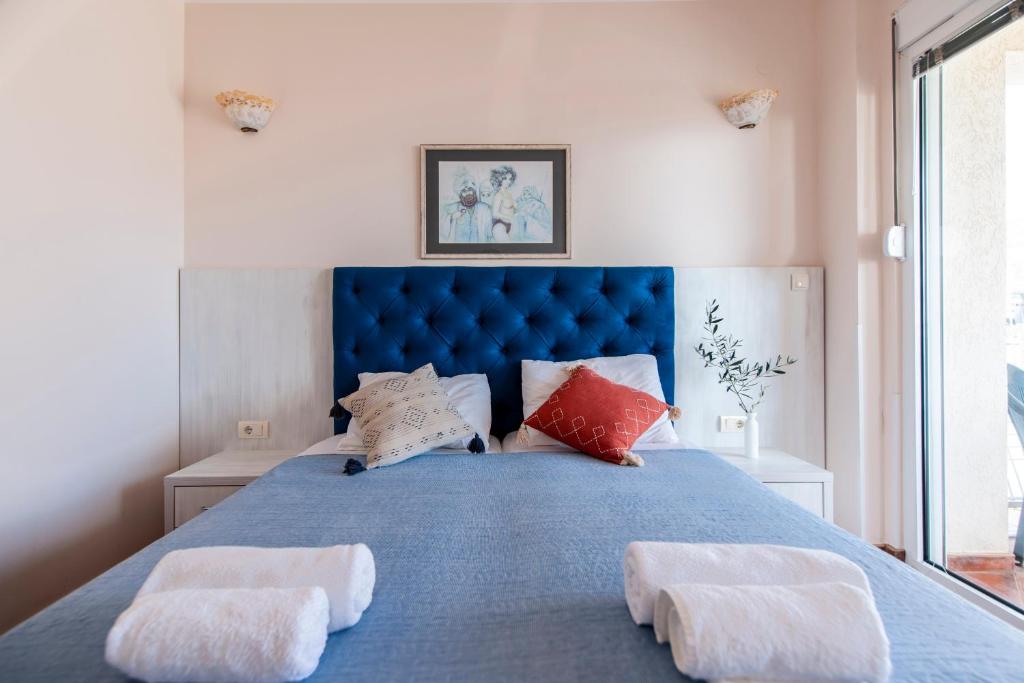 Mila & Aleksandr Apartments - 18