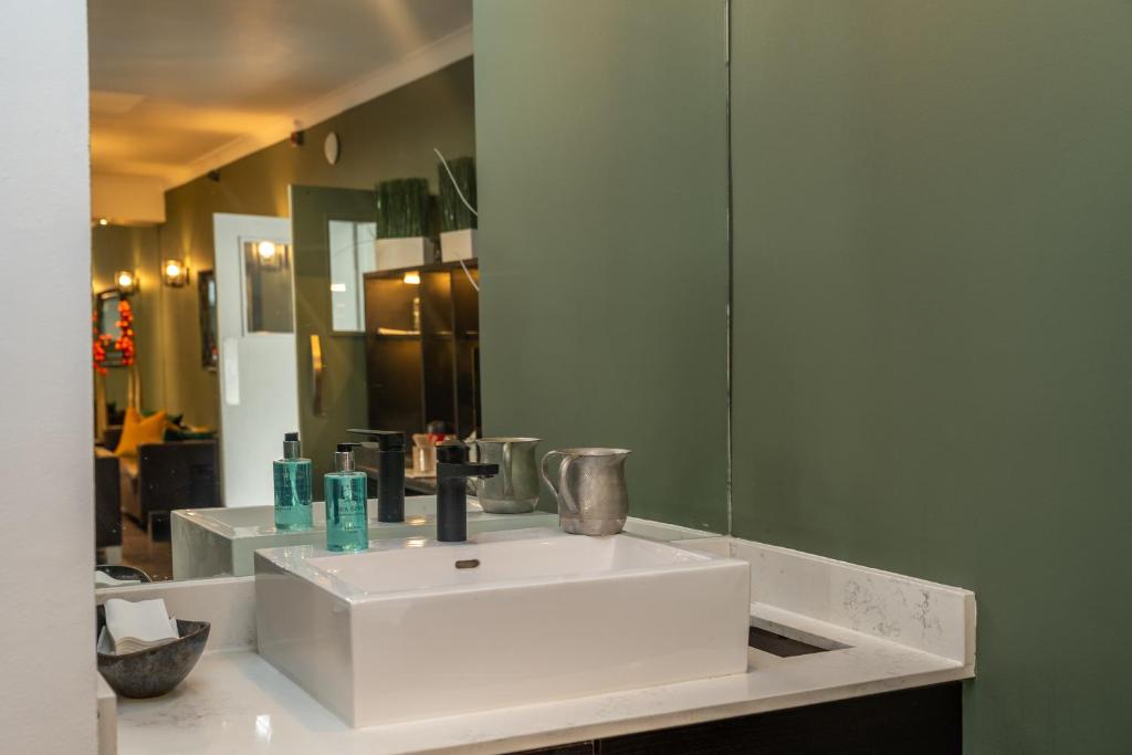 Croft Court Hotel - Resim 16