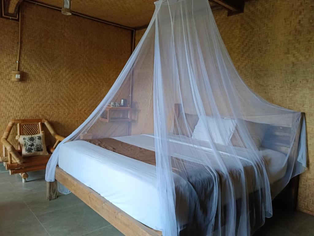 Kraras Munduk Guest House & DonBiyu Rendezvous Restaurant - 1