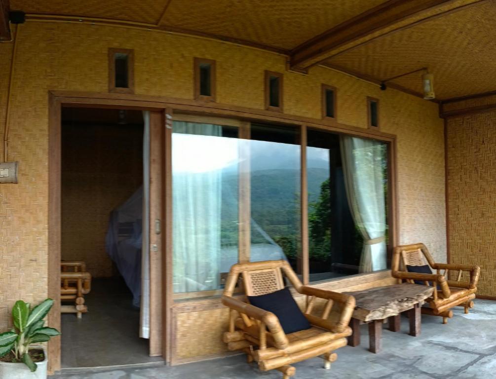 Kraras Munduk Guest House & DonBiyu Rendezvous Restaurant - 8