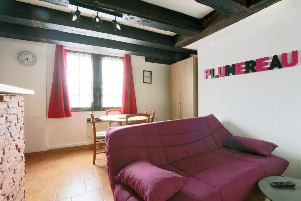 T2 view on #PlacePlumereau #Tours - Housity