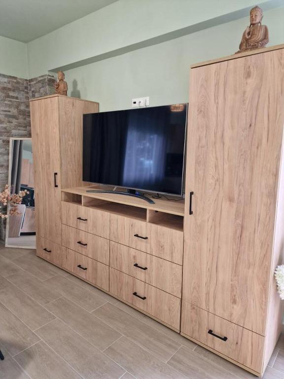 TV a/nebo společenská místnost v ubytování SOLYMAR PRIVE