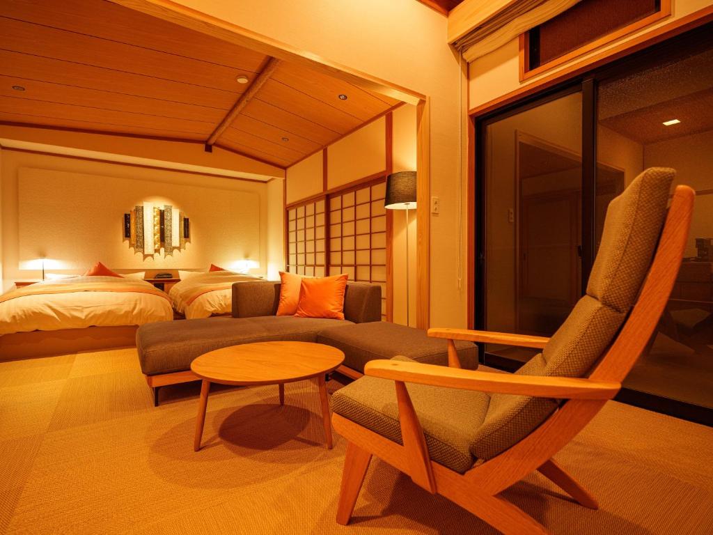 A seating area at Yufuin Rakuyu