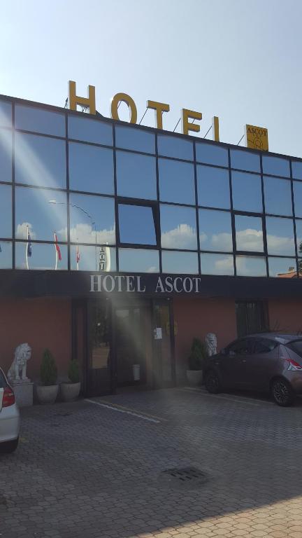 Fotografia z galérie ubytovania Hotel Ascot v destinácii Binasco