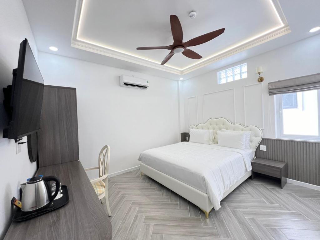 Paris Hotel Châu Đốc - Стандартная комната короля