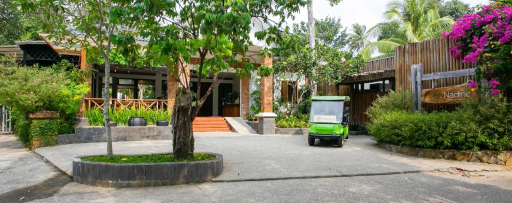 Vườn quanh Nadine Phu Quoc Resort & Spa