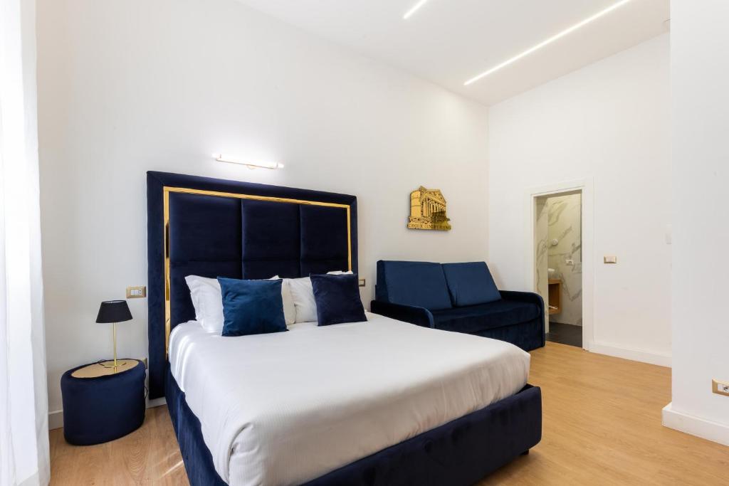 Cavour LR Collection - Triple Room With Balcony