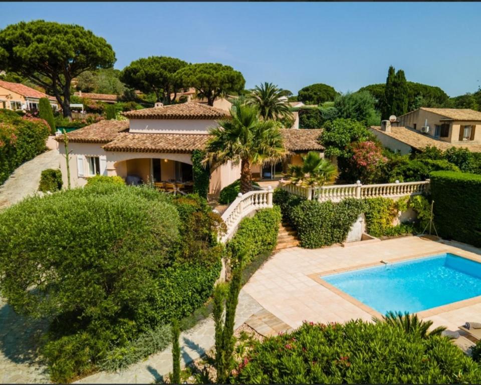 View ng pool sa Elégante Villa avec piscine à Gassin - Villa Rose o sa malapit